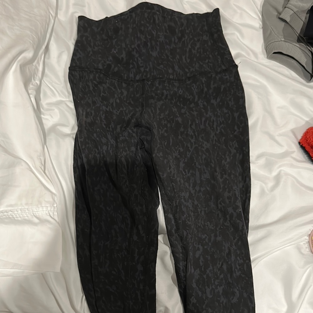 Lululemon Black Patterned High-Waisted Leggings